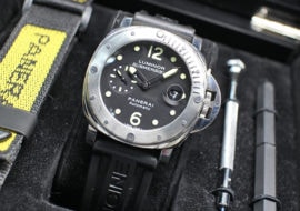 パネライ ルミノール サブマーシブル