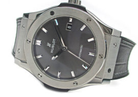 ウブロ クラシックフュージョン チタニウム レーシンググレー 542.NX.7071.LR