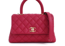 シャネル トップハンドルフラップバッグ