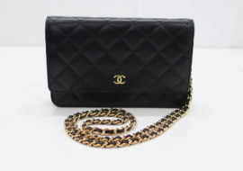 シャネル チェーンウォレット ブラック マトラッセ ラムスキン ゴールド金具