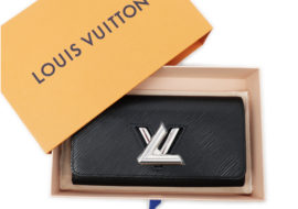 ルイヴィトン エピ ノワール ポルトフォイユ・ツイスト M68309