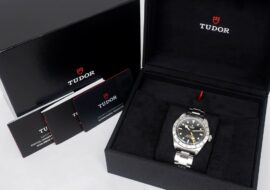 TUDOR チューダー ブラックベイ 79470