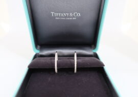 ティファニー メトロフープ ピアス 一対 K18WG ダイヤモンド