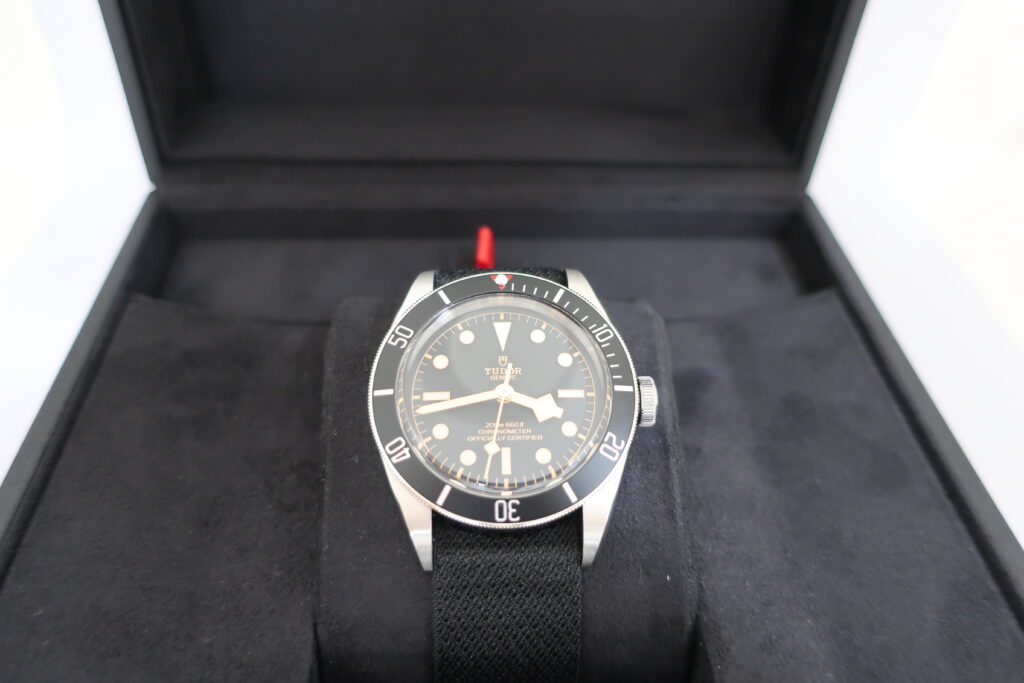 チューダー ブラックベイ SS 79230N ブラック文字盤