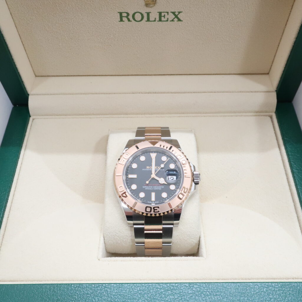 ロレックス ヨットマスター40 ブラック 126621 SS エヴァーローズゴールド