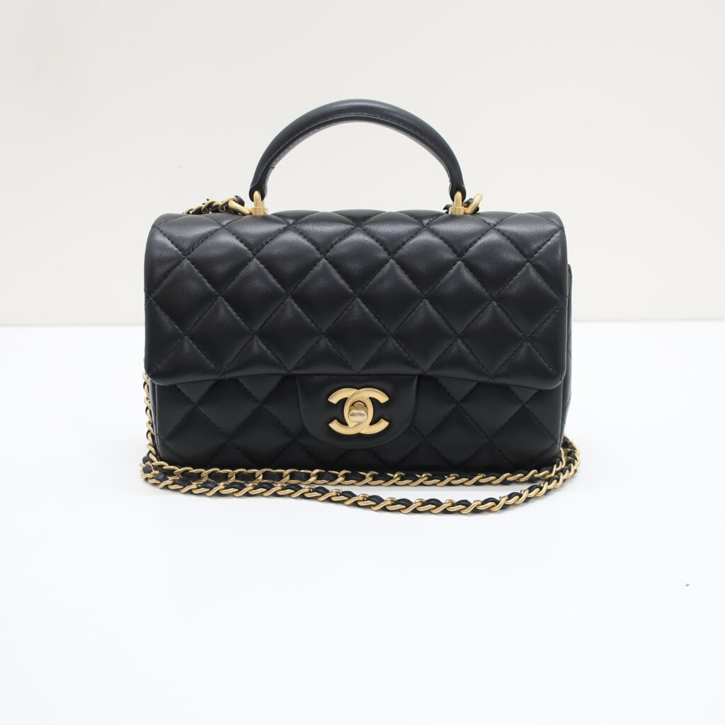 シャネル マトラッセ ミニフラップ トップハンドル ブラック ラムスキン ゴールド金具