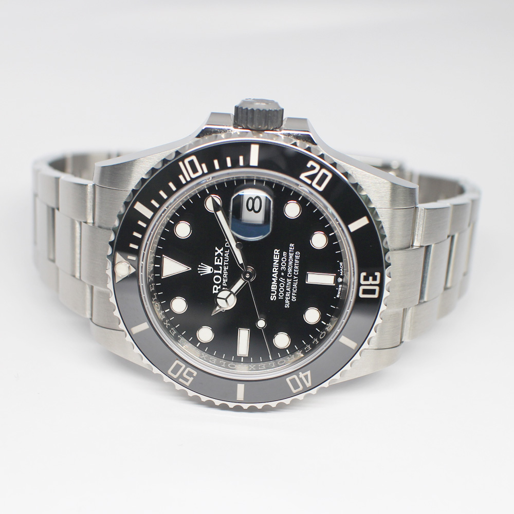 ロレックス サブマリーナ デイト 126610LN ランダム ブラック 保証書付き 2022年