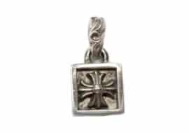 CHROME HEARTS クロムハーツ フレームドCHプラス チャーム SV925