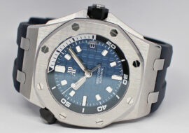 オーデマピゲ ロイヤルオーク オフショア ダイバー 15720ST.OO.A027CA.01 ブルー SS ラバー 保証書付き