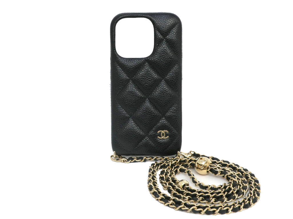 シャネル iphone15 ProMAX ケース キャビアスキン BK チェーン付 AP3862
