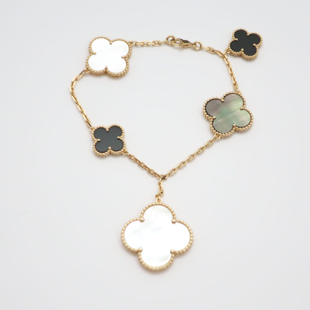 ヴァンクリーフ＆アーペル マジックアルハンブラ 18KYG イエローゴールド ブレスレット5モチーフ VCARD78700 オニキス マザーオブパール