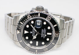 ロレックス サブマリーナ デイト 126610LN ランダム ブラック 自動巻き メンズ 保証書付き 2022年