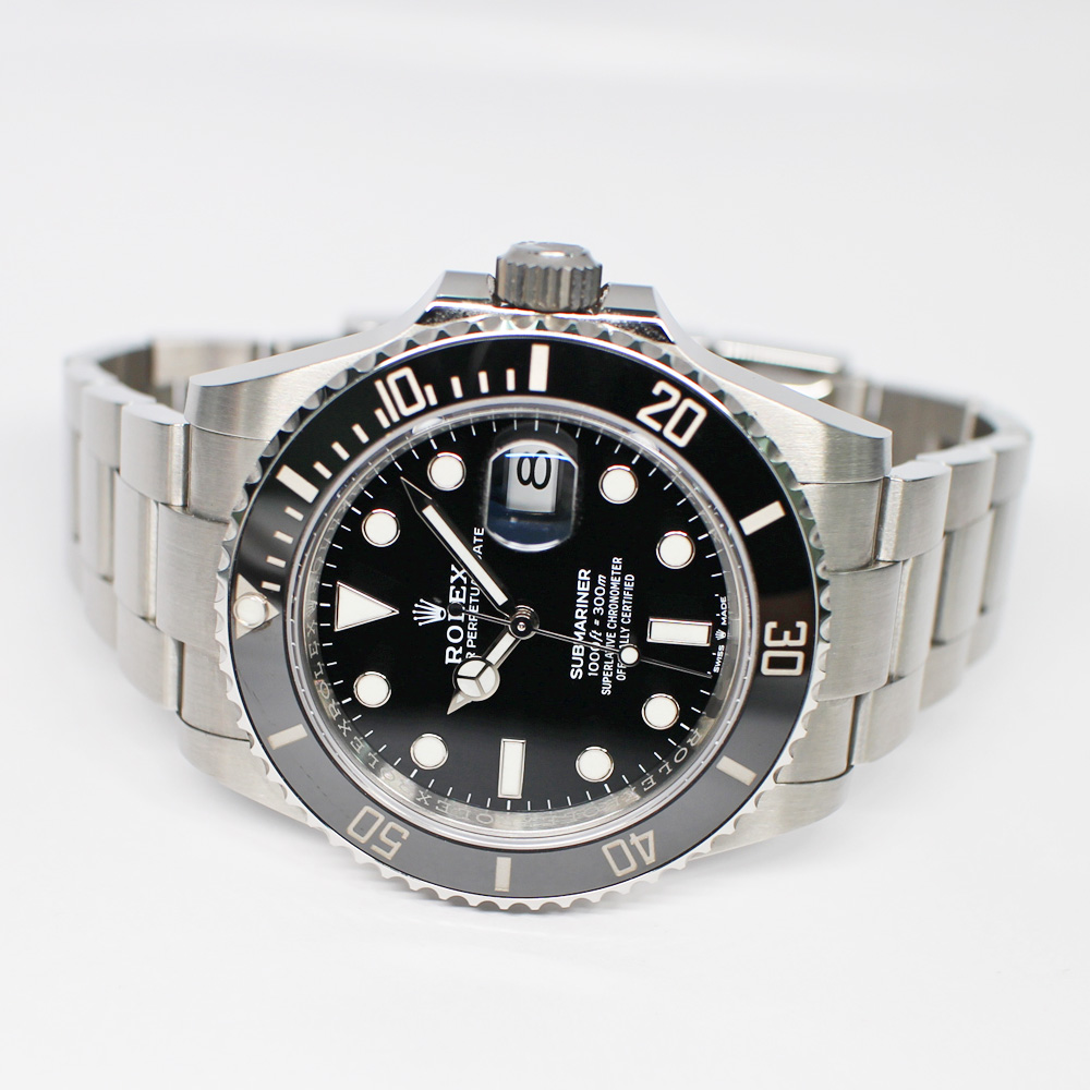 ロレックス サブマリーナ デイト 126610LN ランダム ブラック 自動巻き メンズ 保証書付き 2022年