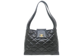 シャネル トートバッグ  キャビアスキン ブラック ゴールド金具