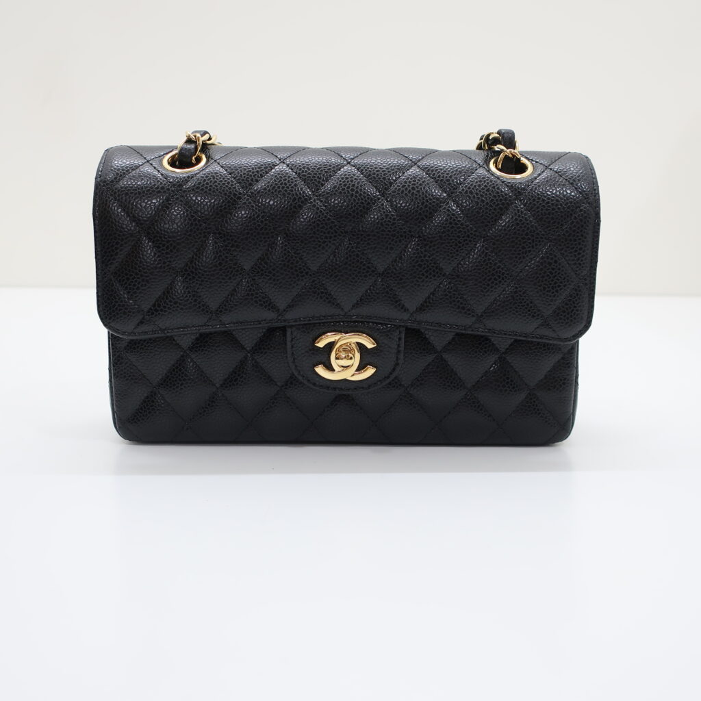 シャネル マトラッセ クラシックスモール ブラック キャビアスキン ゴールド金具