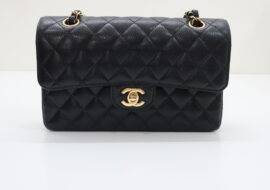 シャネル マトラッセ クラシックスモール ブラック キャビアスキン ゴールド金具