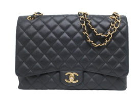 シャネル マトラッセ Wチェーンショルダーバッグ シングルフラップ ラムスキン ブラック