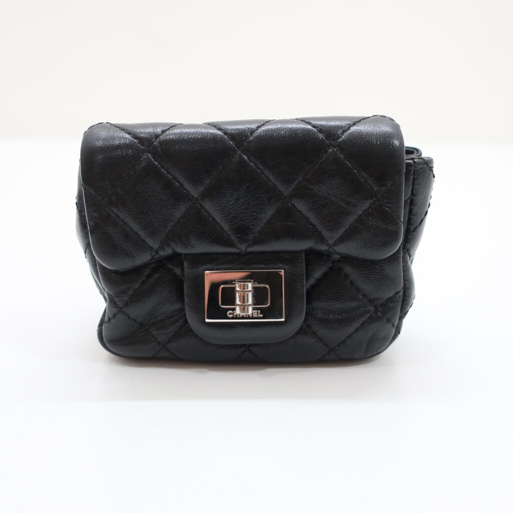 シャネル マトラッセ ミニポーチ チャーム ブラック ラムスキン シルバー金具