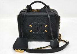 CHANEL シャネル CCフィリグリー チェーンショルダー バニティバッグ