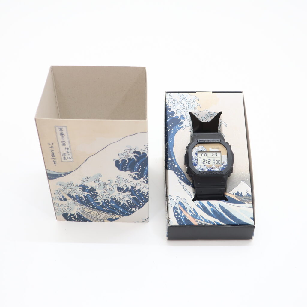 カシオ CASIO Gショック G-SHOCK DW-5600KHK24-1JR 葛飾北斎 神奈川沖浪裏