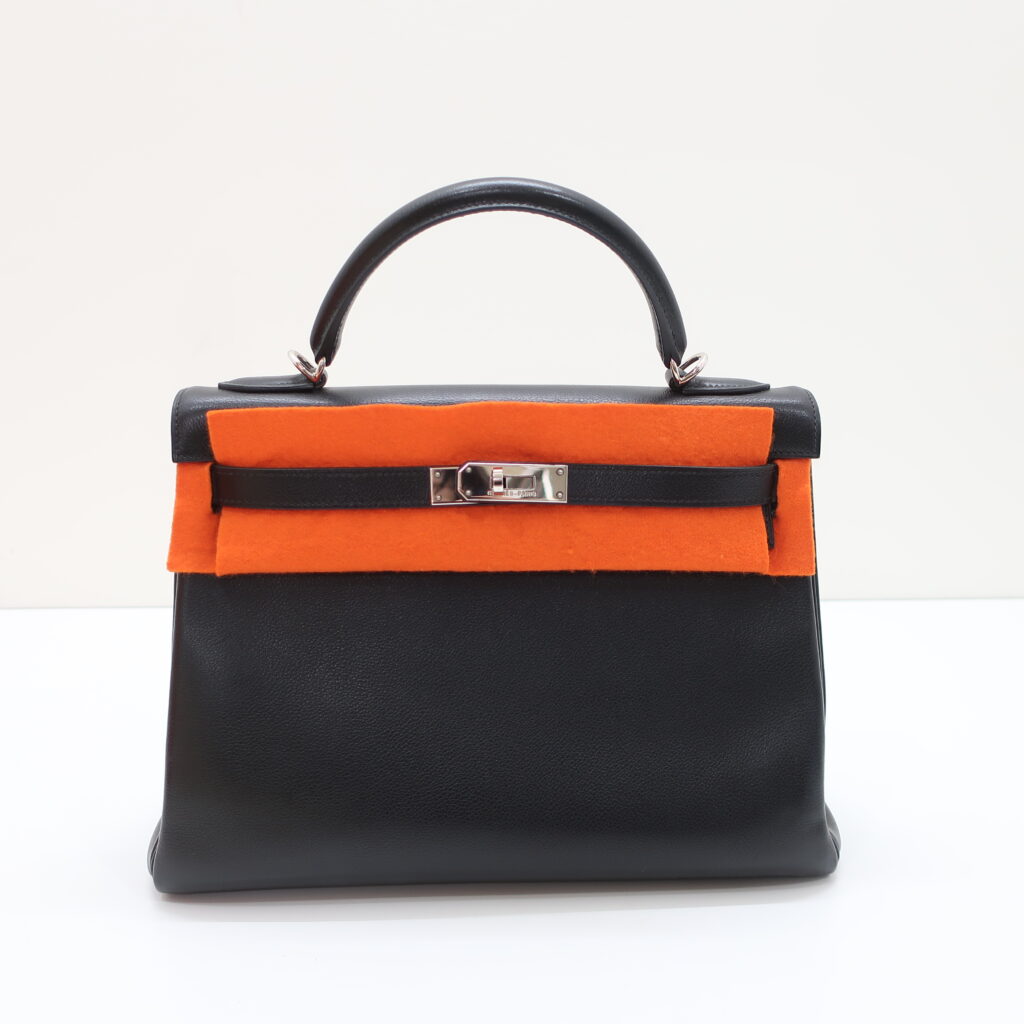 エルメス ケリー32 ブラック シルバー金具 ヴォーガリバー