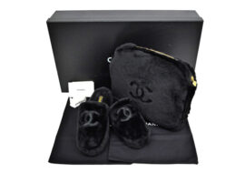 シャネル ムートンスリッパ ポーチ付き G45984 ブラック シアリングラムスキン