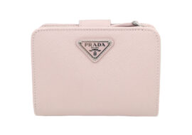 プラダ PRADA サフィアーノ トライアングル コンパクト ウォレット ピンク 1ML018