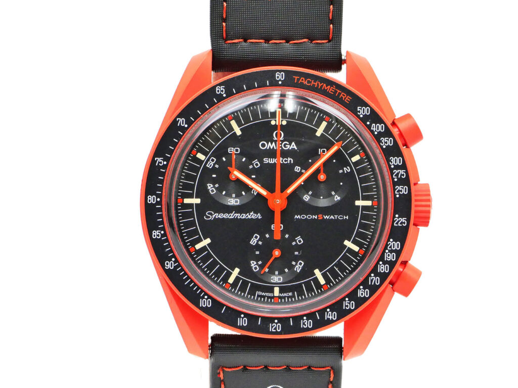 オメガ×スウォッチ ムーンスウォッチ ミッションオンアース ラバ MISSION ON EARTH LAVA SO33O100 オレンジ クオーツ
