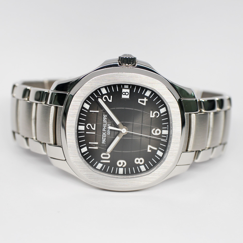 パテックフィリップ アクアノート エクストララージ 5167/1A-001 ブラック  保証書付き