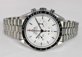 オメガ スピードマスター ムーンウォッチ プロフェッショナル 310.30.42.50.04.001 ホワイト SS 手巻き