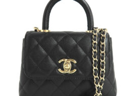 シャネル ココハンドル エクストラミニ AP4244 マトラッセ チェーンショルダーバッグ ブラック キャビアスキン ゴールド金具