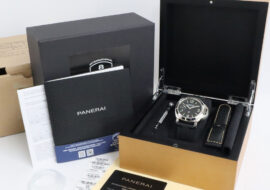 パネライ ルミノール ロゴ 44MM PAM01084 ブラック SS ラバー 手巻