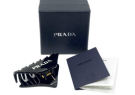 プラダ PRADA プレックス ヘアクリップ バレッタ トライアングル プラスチック 1IF109