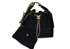 シャネル 25 ミディアム ハンドバッグ AS5311 ブラック ゴールド金具 スエード