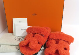 エルメス シプレ ムートン ボア フラットサンダル オレンジ 37.0 レディース