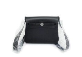 エルメス エールバッグジップ 20 ミニ ブラック シルバー金具 G刻 トワルミリタリー ヴァッシュハンター