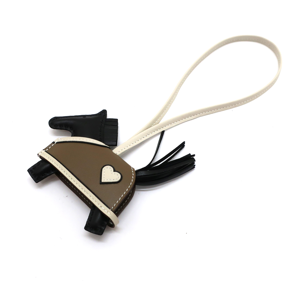 エルメス ロベオクール チャーム 小物 ノワール クレ エトゥープ K刻 バッグアクセサリー レディース