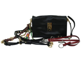 プラダ チャーム付プラダソフトサウンド スモールレザー ショルダーバッグ 1BD379 ブラック