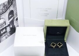 ヴァンクリーフ&アーペル VAN CLEEF&ARPELS ヴィンテージ アルハンブラ ピアス オニキス VCARA44200 750YG